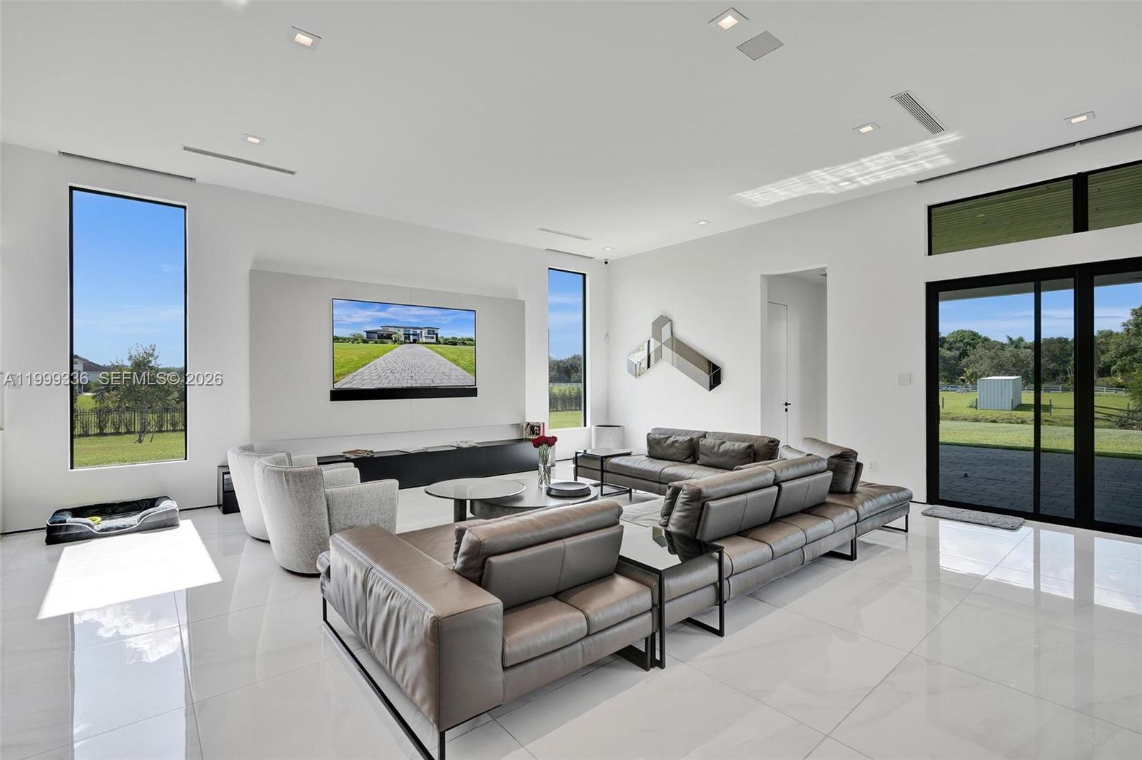 CLINGANS COVE - Residential