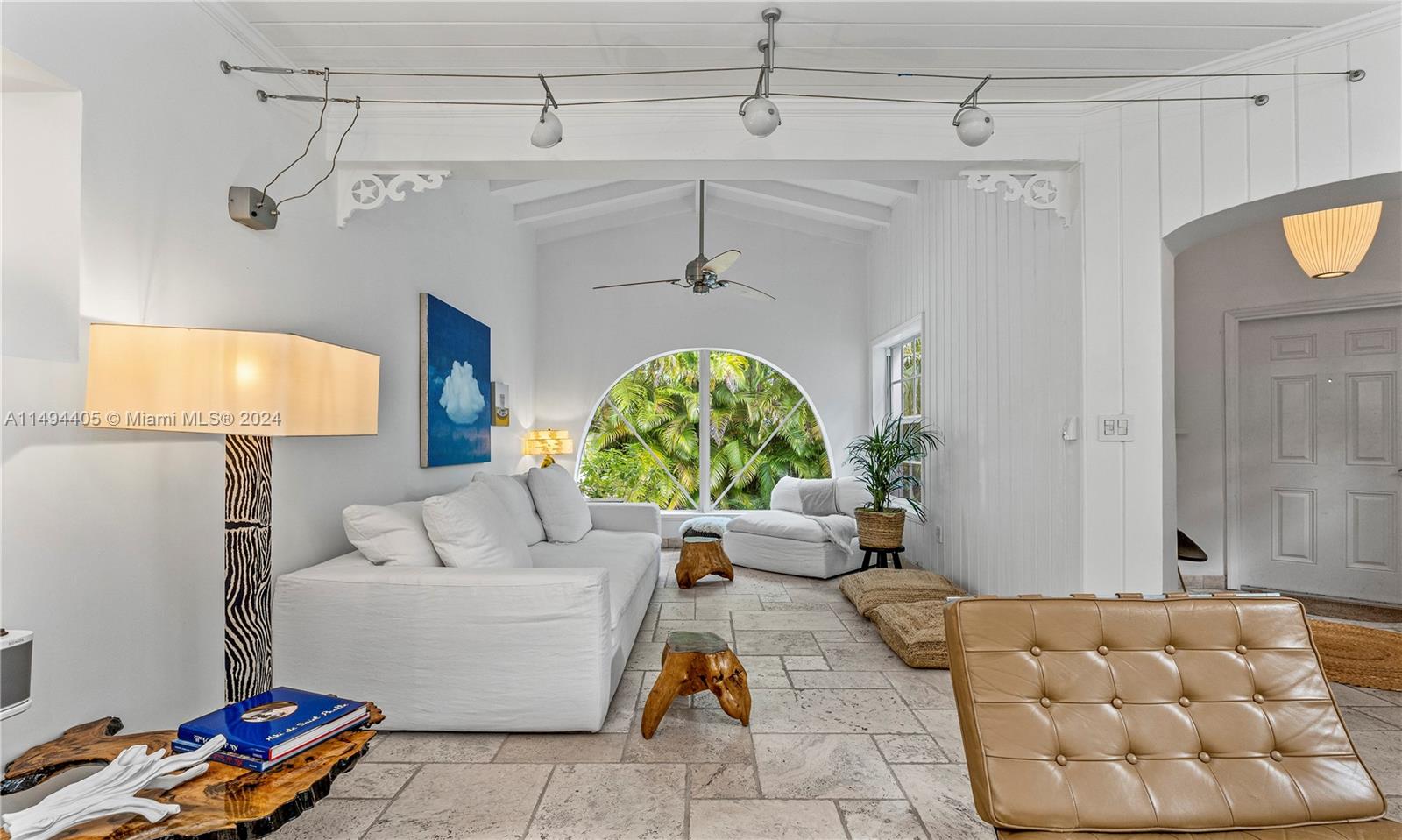 AQUA MARINE - Residential