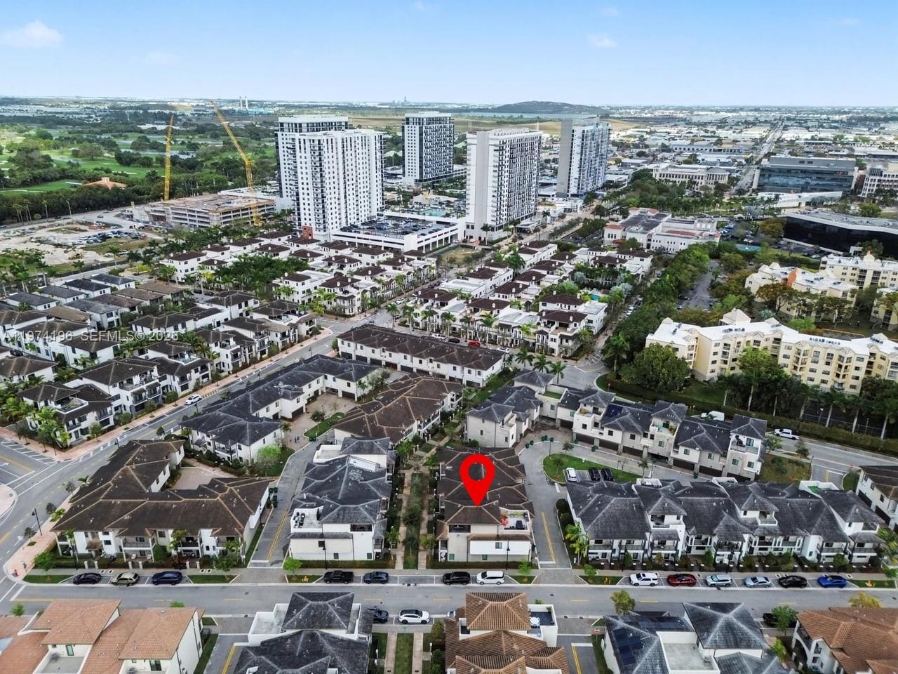 DOWNTOWN DORAL SOUTH PHAS - Residential