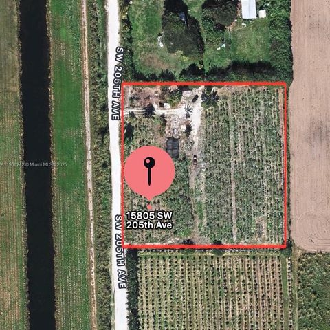 View photos, virtual tours, details... 15805 SW 205 Avenue Miami FL 33187