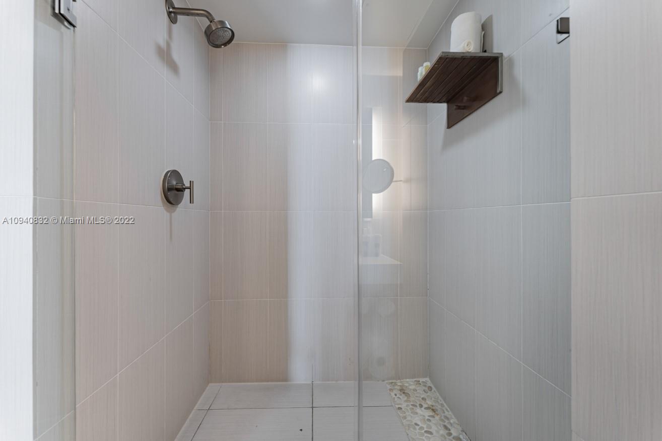 FORT LAUDERDALE RESIDENCE - Residential