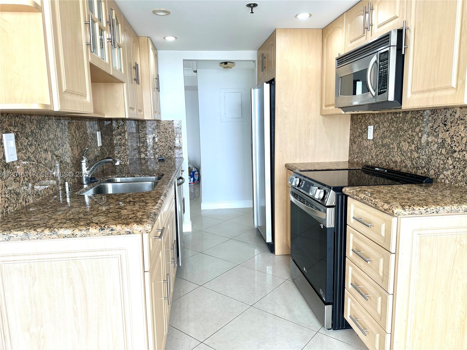 210 174th St 2411