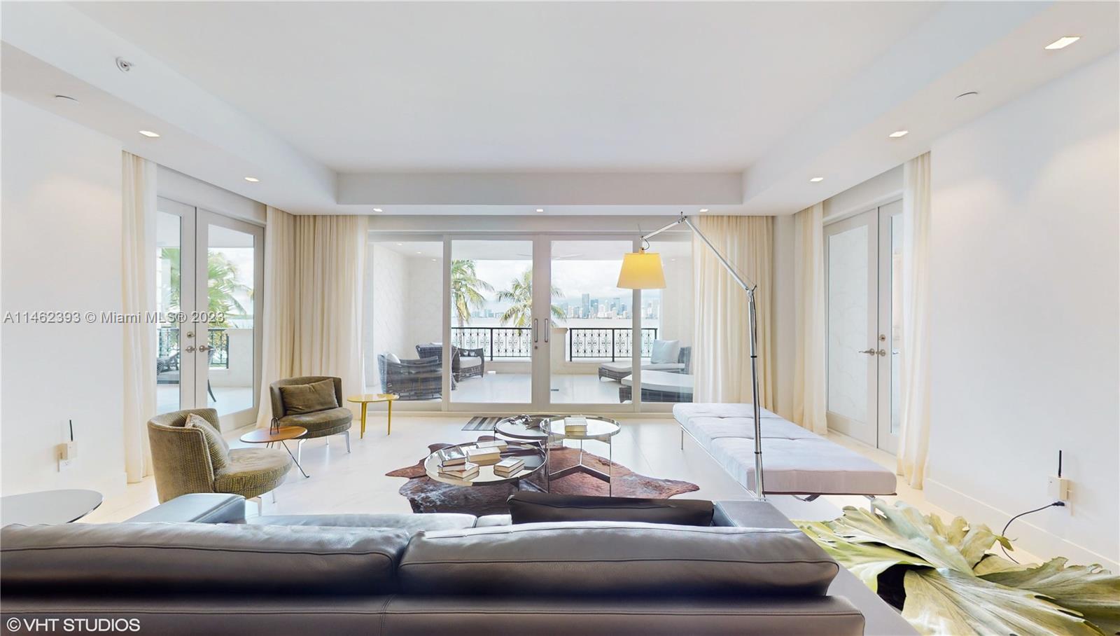 BAYVIEW FISHER ISL CONDO - Residential