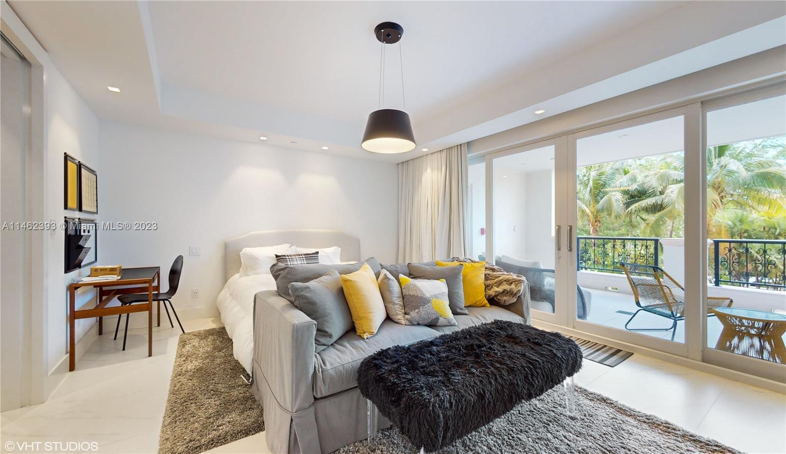 BAYVIEW FISHER ISL CONDO - Residential