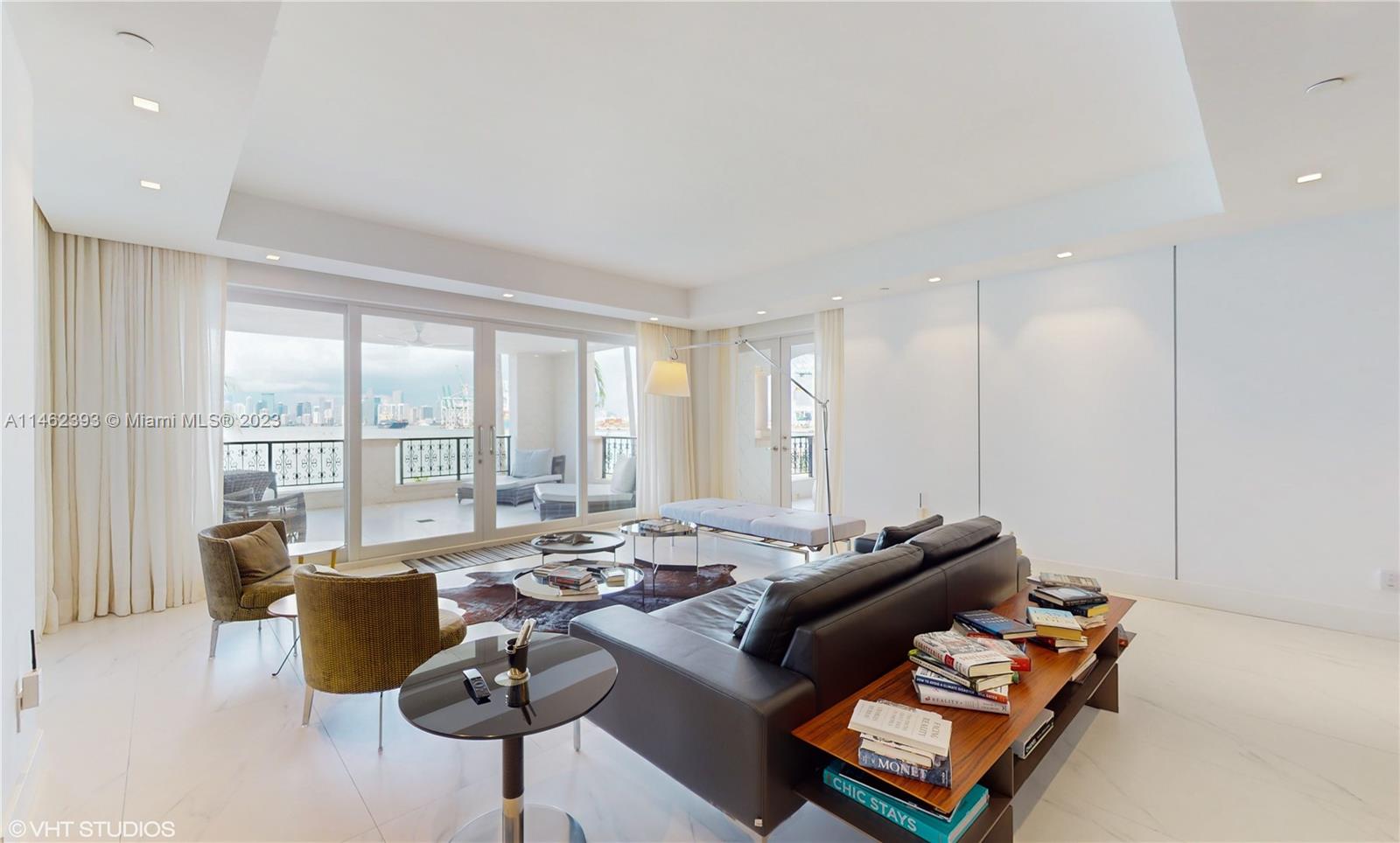 BAYVIEW FISHER ISL CONDO - Residential