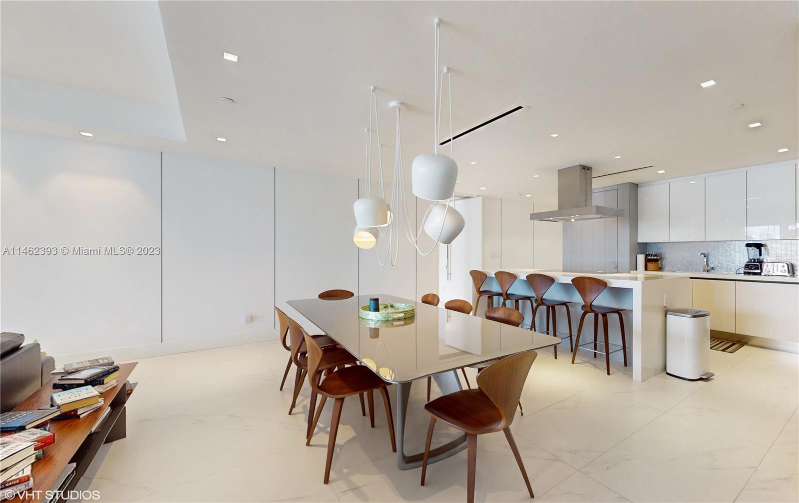 BAYVIEW FISHER ISL CONDO - Residential