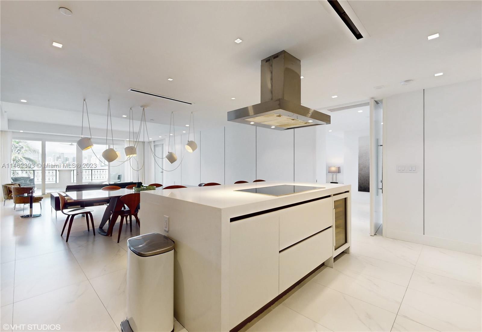 BAYVIEW FISHER ISL CONDO - Residential