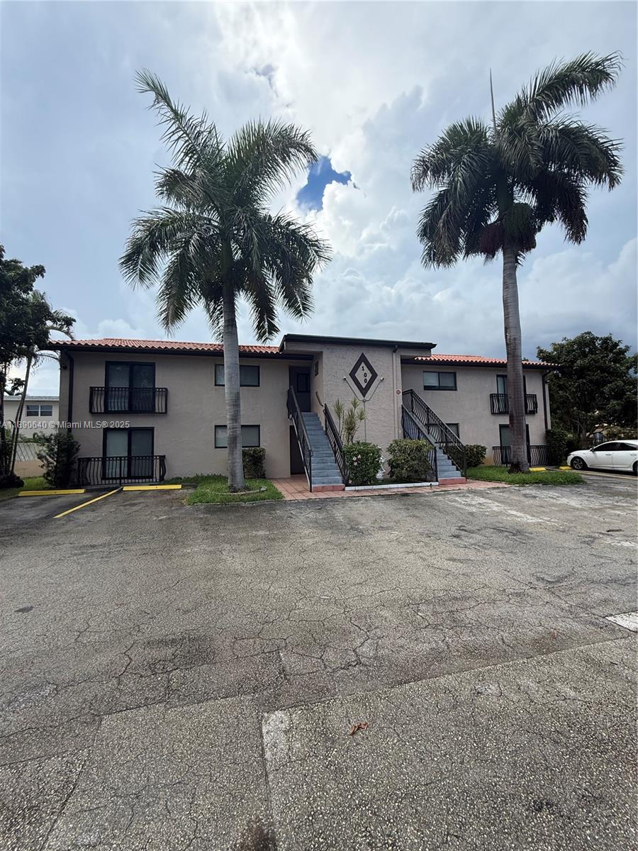 HOLLYWOOD ENTRADA AMENDED - Residential Lease