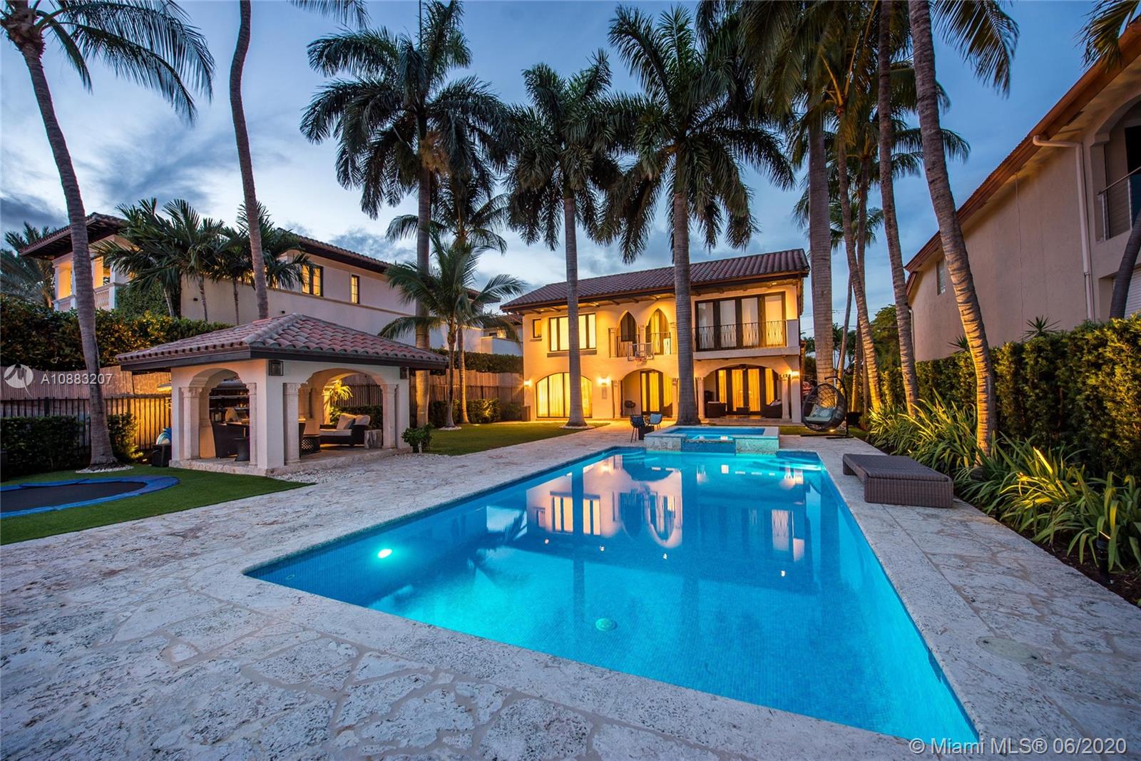 HIBISCUS ISLAND - Residential