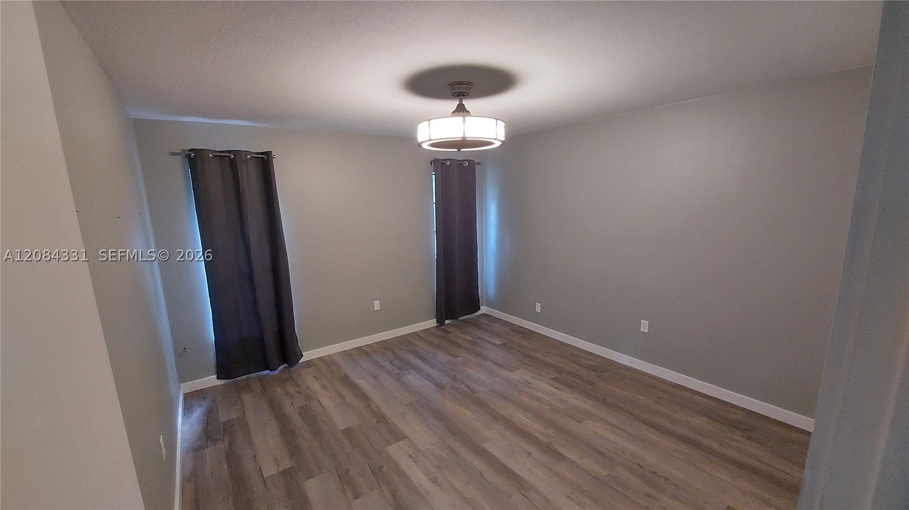 12 Linder Cir