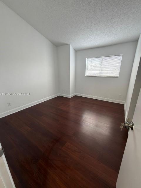 SUMMER LAKE - Residential Lease