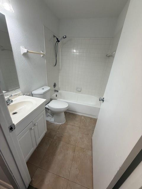 SUMMER LAKE - Residential Lease