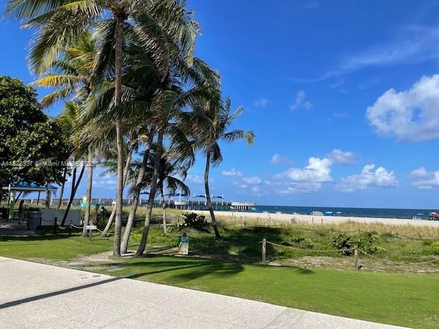 SILVER THATCH ATLANTIC PL - Residential