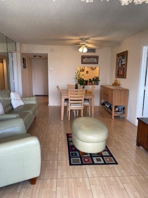 SILVER THATCH ATLANTIC PL - Residential