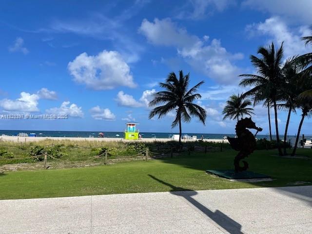 SILVER THATCH ATLANTIC PL - Residential