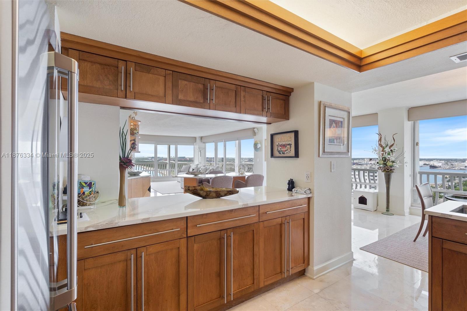 POINT OF AMERICAS - Residential