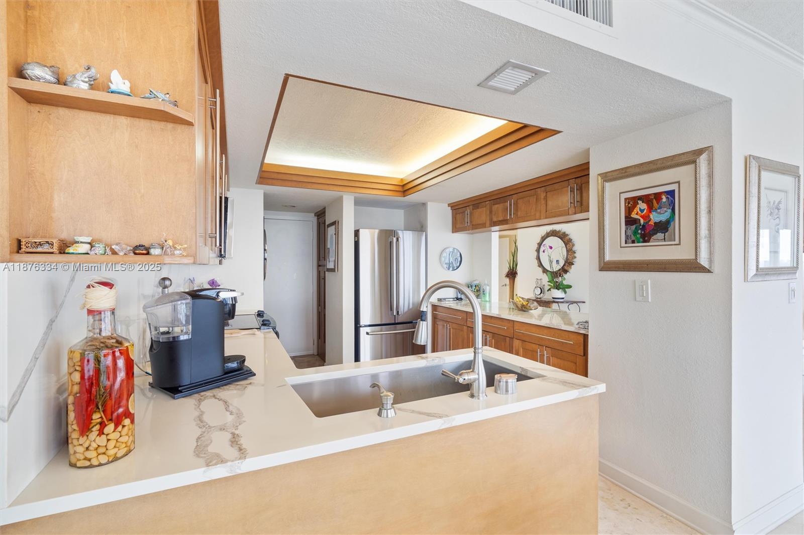 POINT OF AMERICAS - Residential