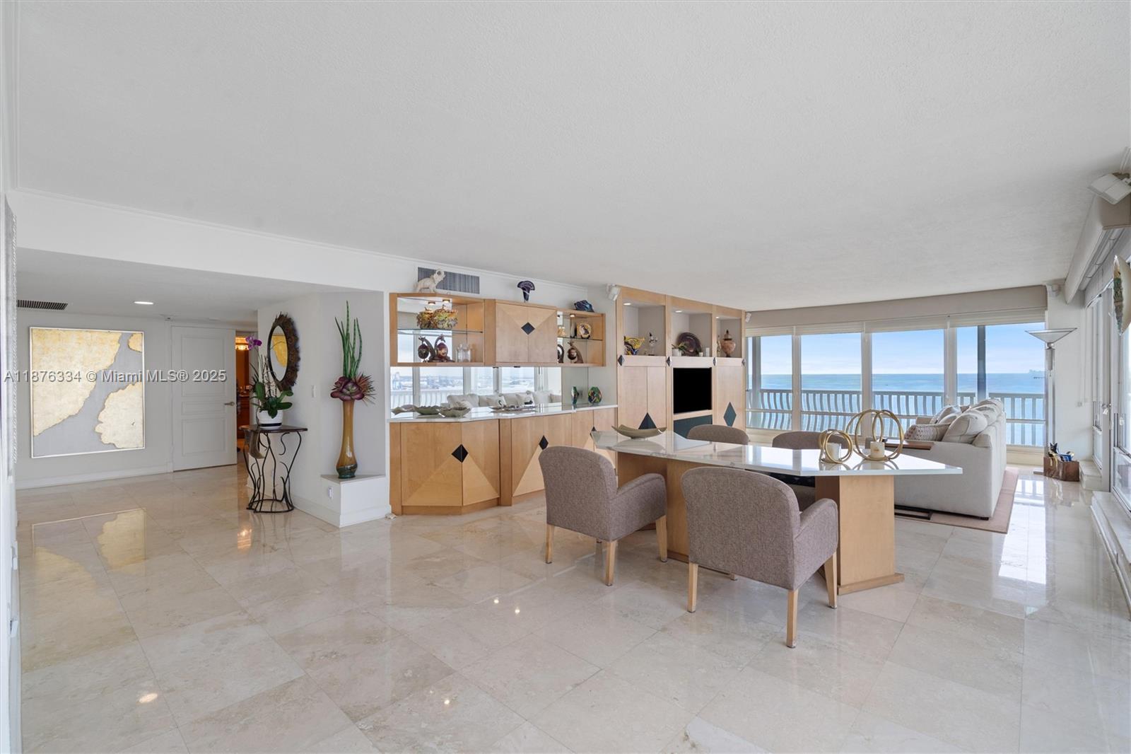 POINT OF AMERICAS - Residential