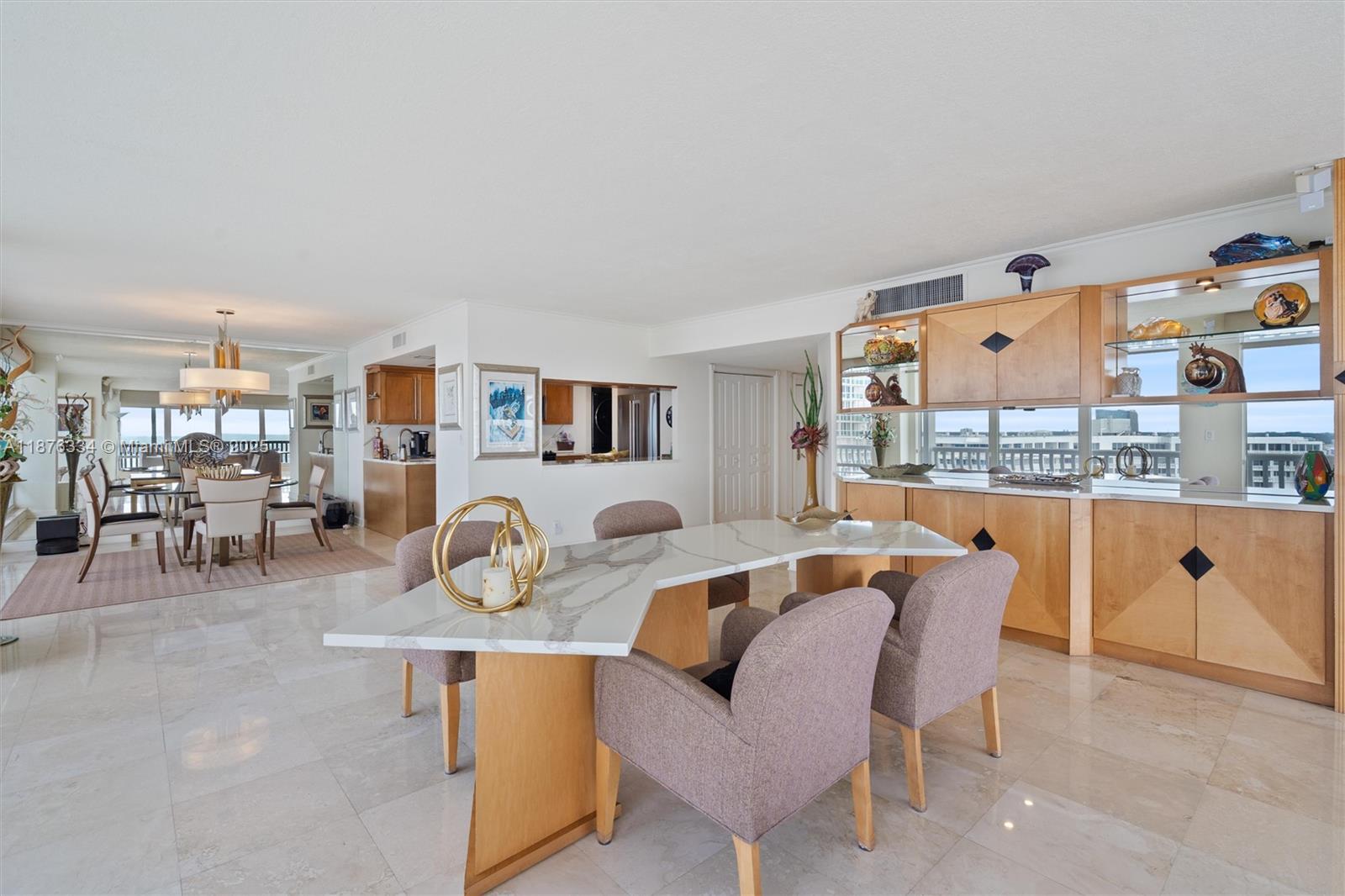 POINT OF AMERICAS - Residential