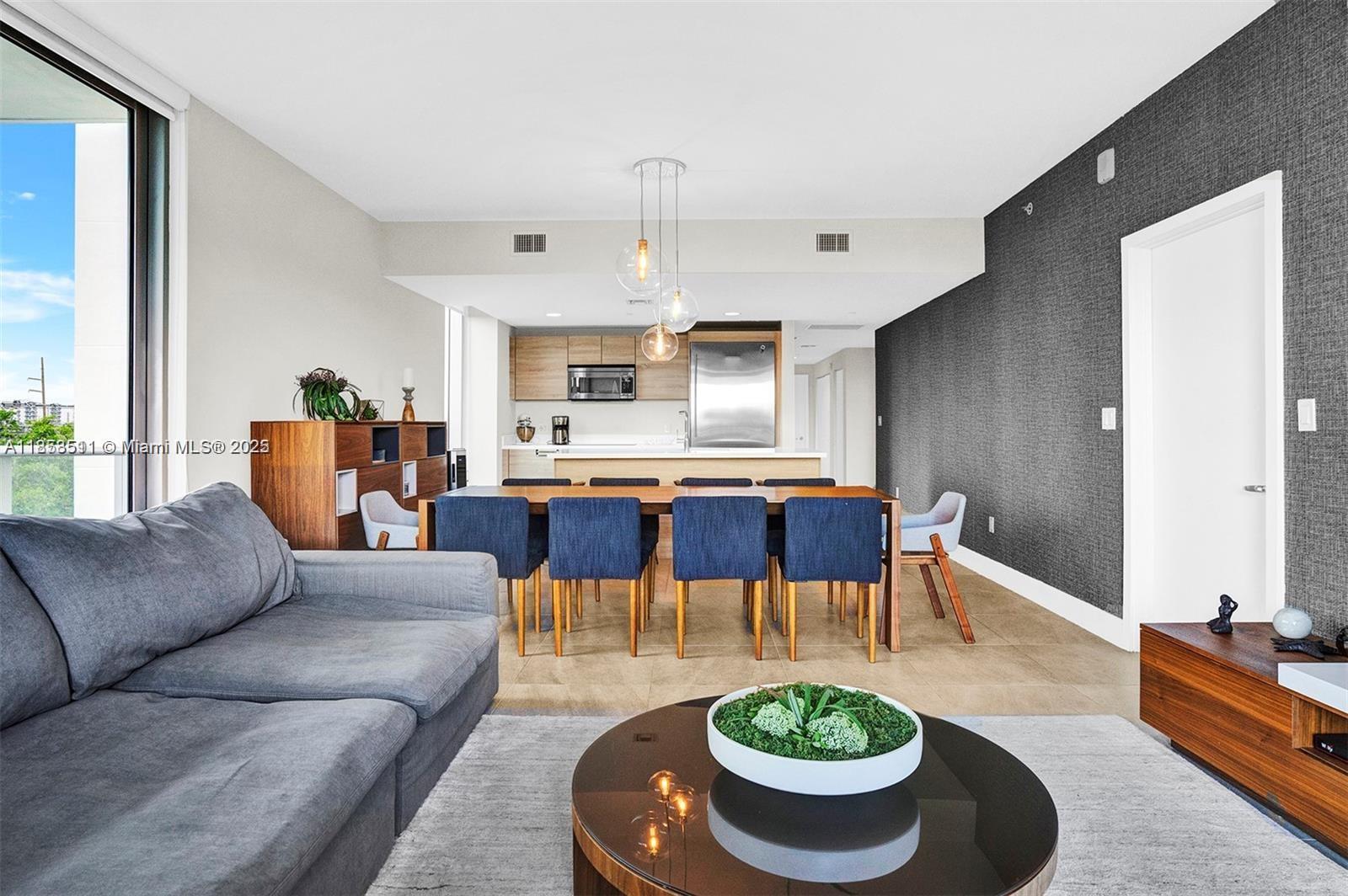 THE HARBOUR SOUTH CONDO - Residential Lease