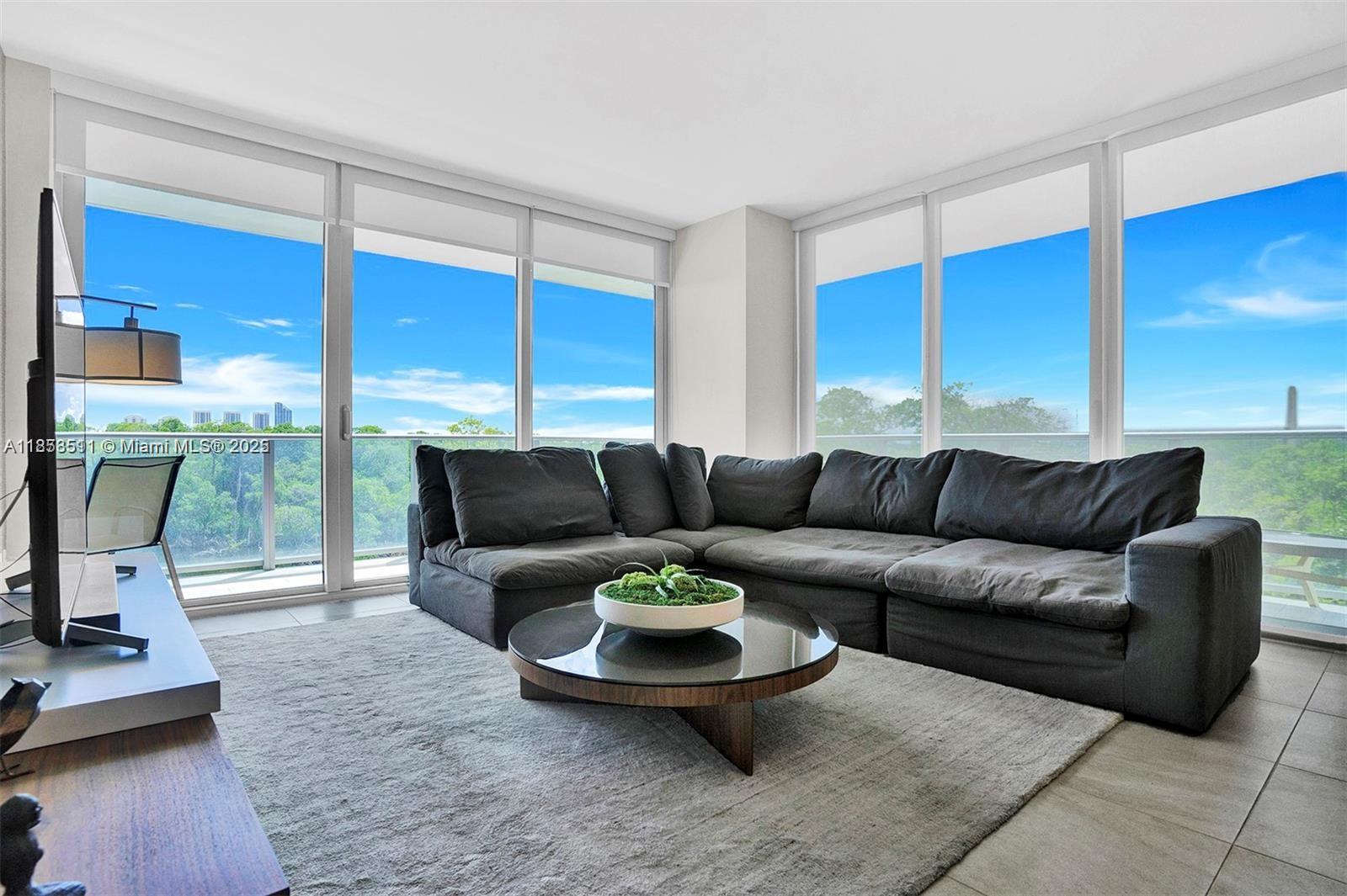 THE HARBOUR SOUTH CONDO - Residential Lease