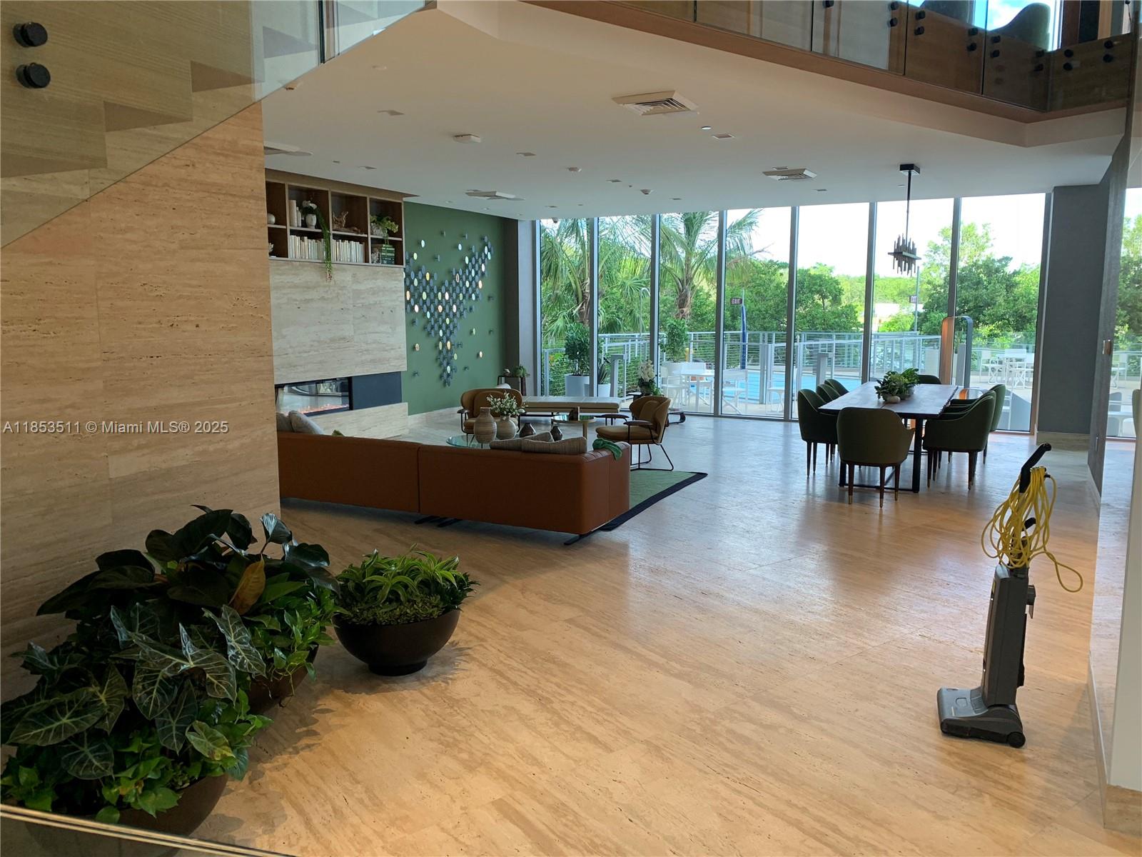 THE HARBOUR SOUTH CONDO - Residential Lease