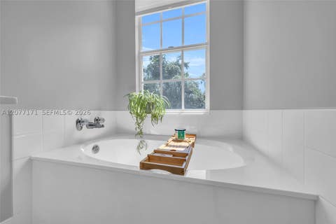 Tiny photo for 418 Capistrano Dr, Palm Beach Gardens, FL 33410 (MLS # A12077171)