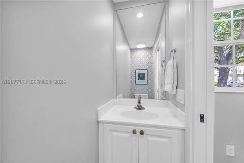 Tiny photo for 418 Capistrano Dr, Palm Beach Gardens, FL 33410 (MLS # A12077171)