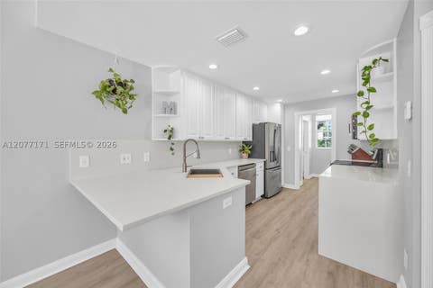 Tiny photo for 418 Capistrano Dr, Palm Beach Gardens, FL 33410 (MLS # A12077171)