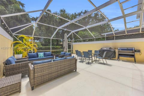 Tiny photo for 418 Capistrano Dr, Palm Beach Gardens, FL 33410 (MLS # A12077171)
