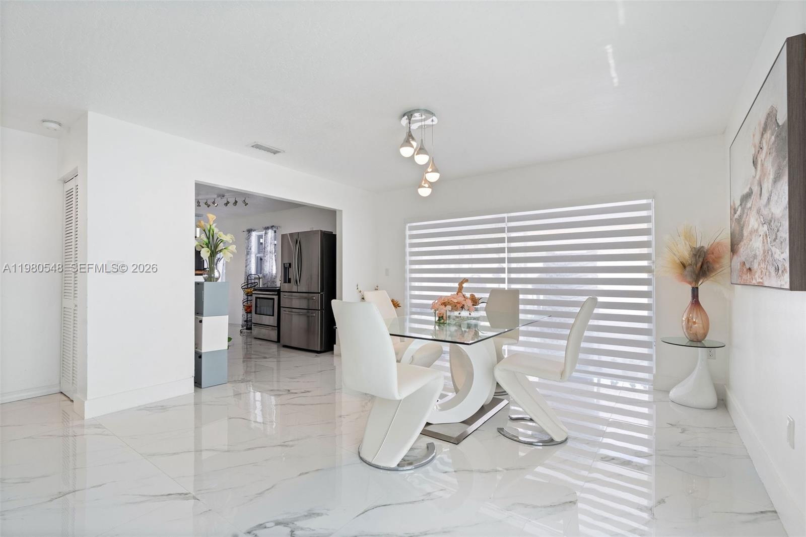 LAKES BY THE BAY SEC 5 - Residential