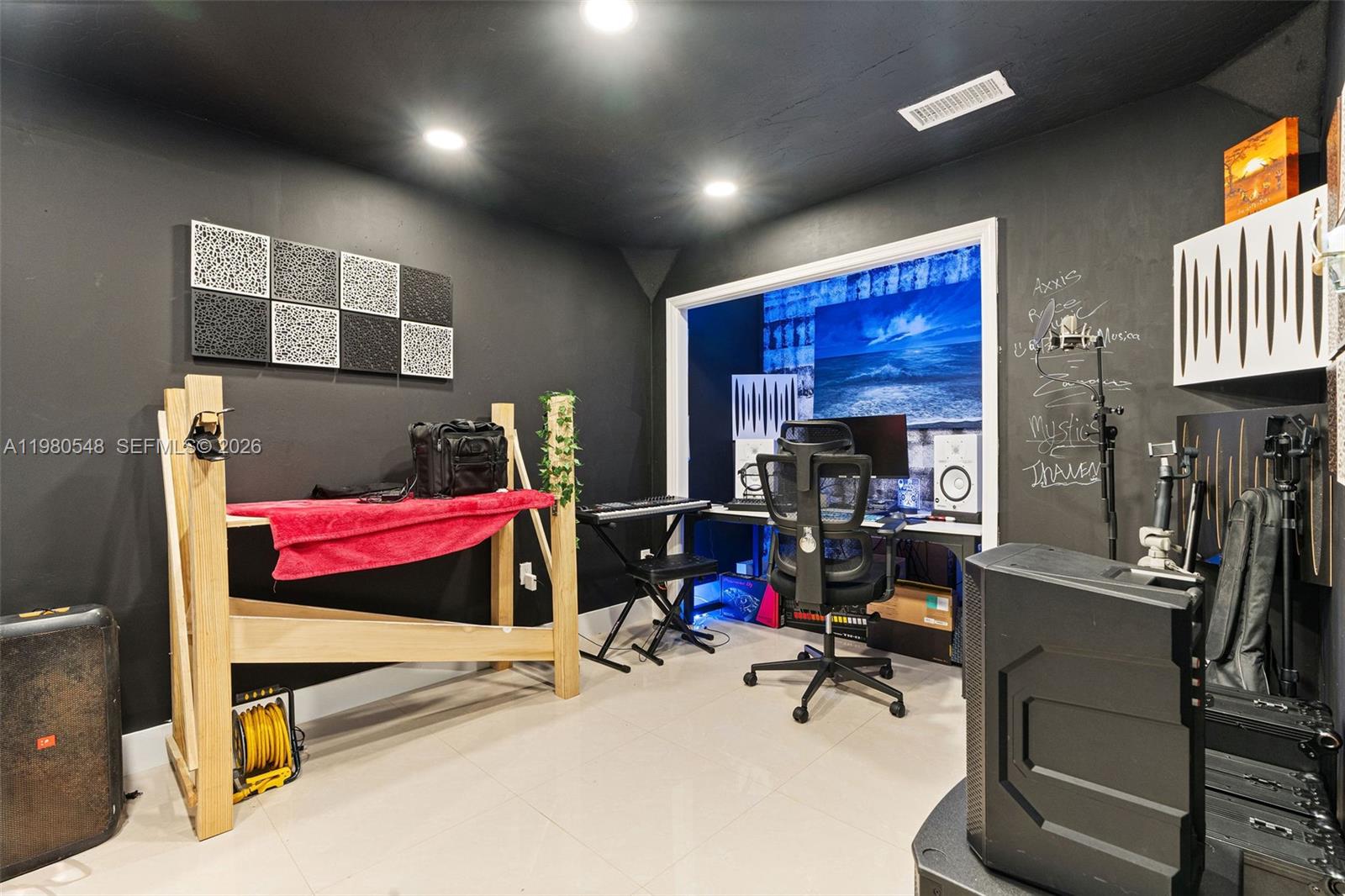 LAKES BY THE BAY SEC 5 - Residential