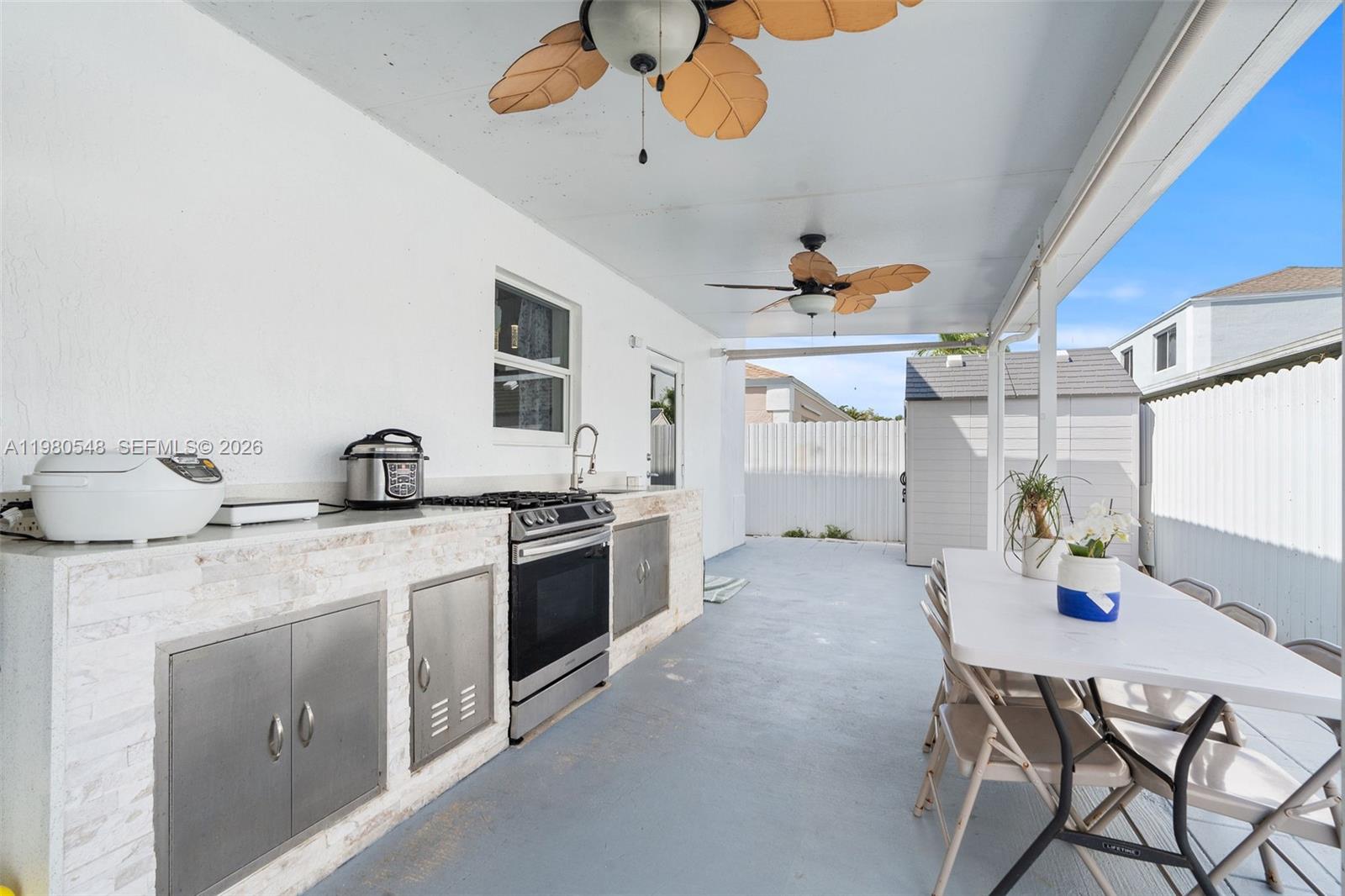 LAKES BY THE BAY SEC 5 - Residential