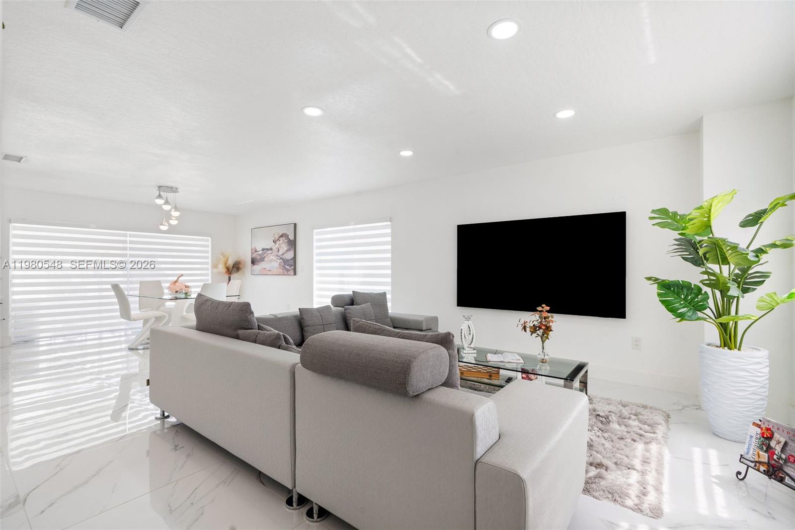 LAKES BY THE BAY SEC 5 - Residential