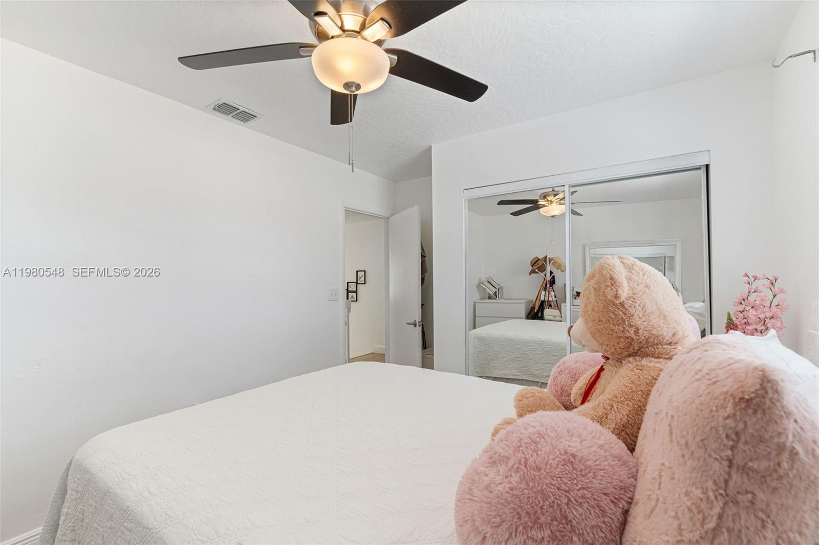 LAKES BY THE BAY SEC 5 - Residential