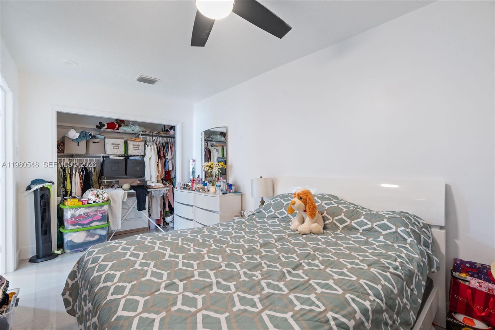 LAKES BY THE BAY SEC 5 - Residential