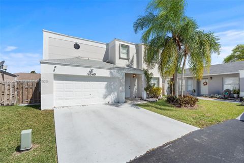 9849 SW 222nd Ter Cutler Bay FL 33190