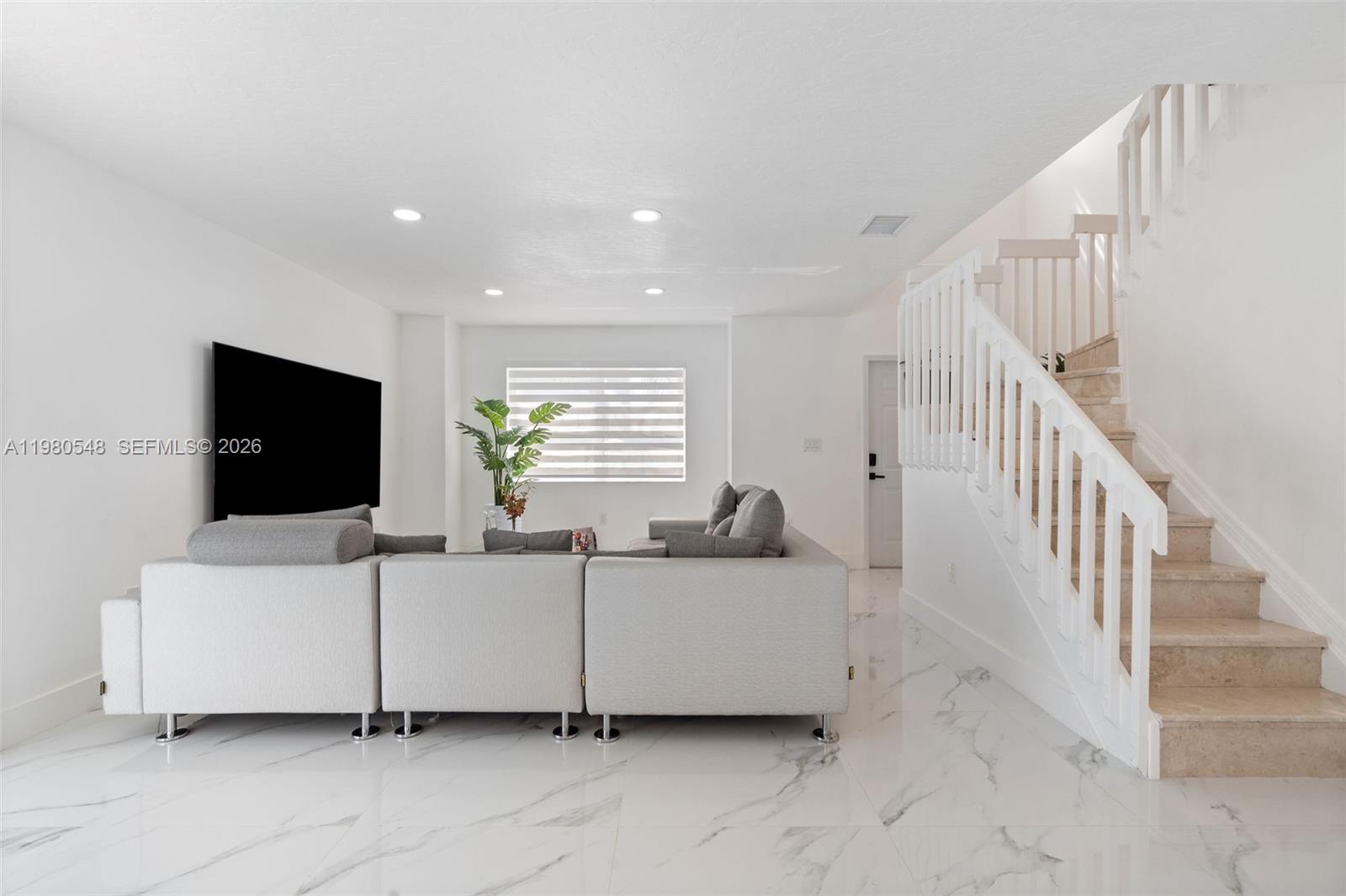 LAKES BY THE BAY SEC 5 - Residential