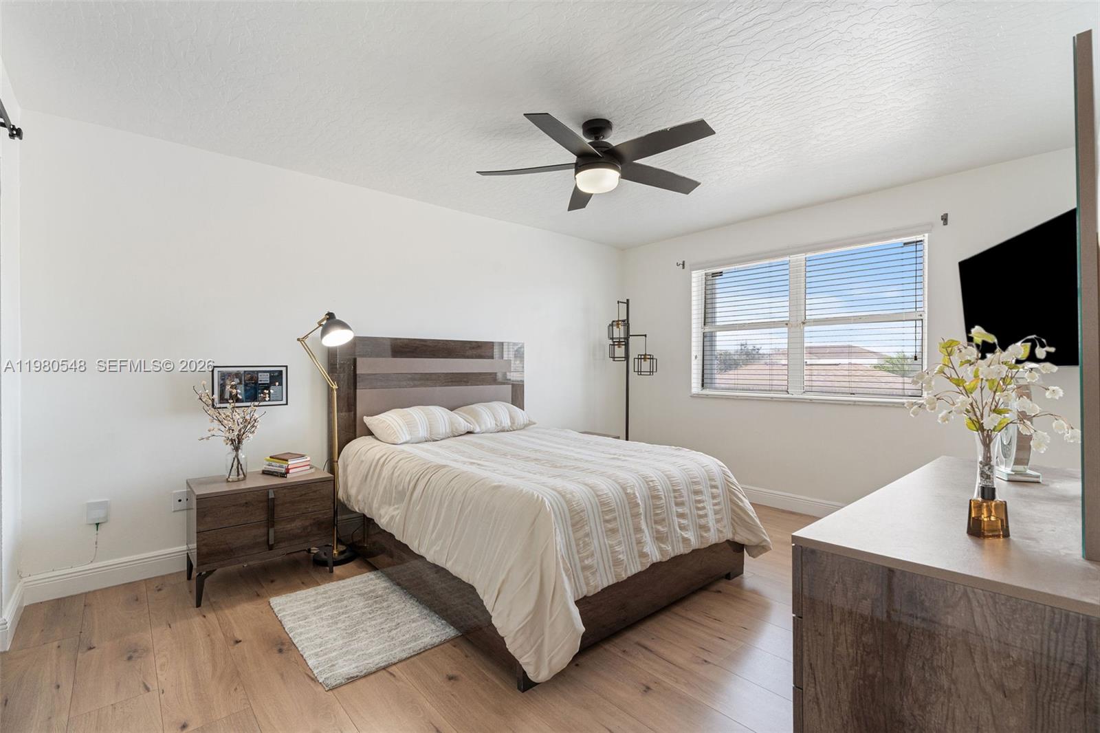 LAKES BY THE BAY SEC 5 - Residential