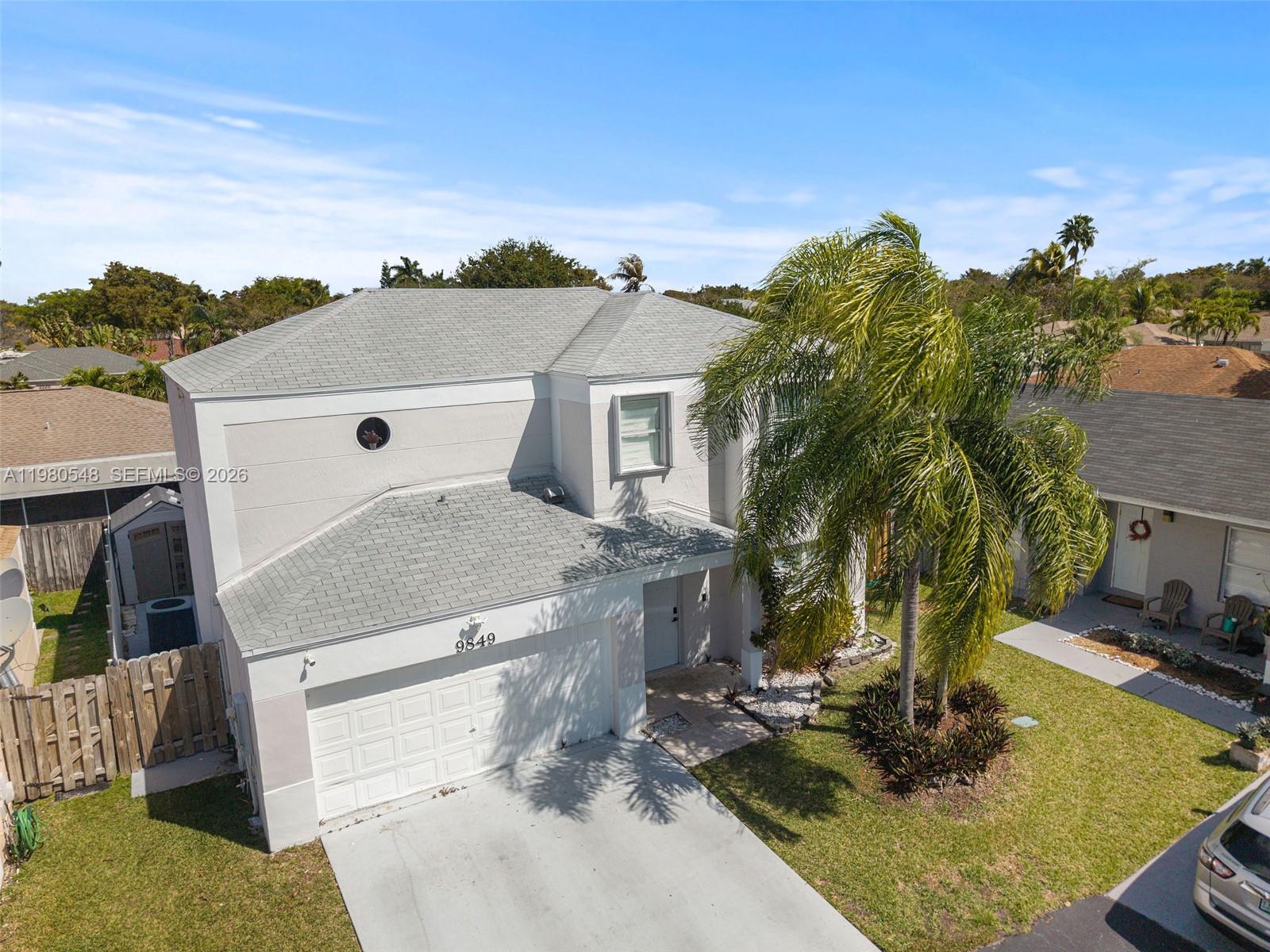 LAKES BY THE BAY SEC 5 - Residential