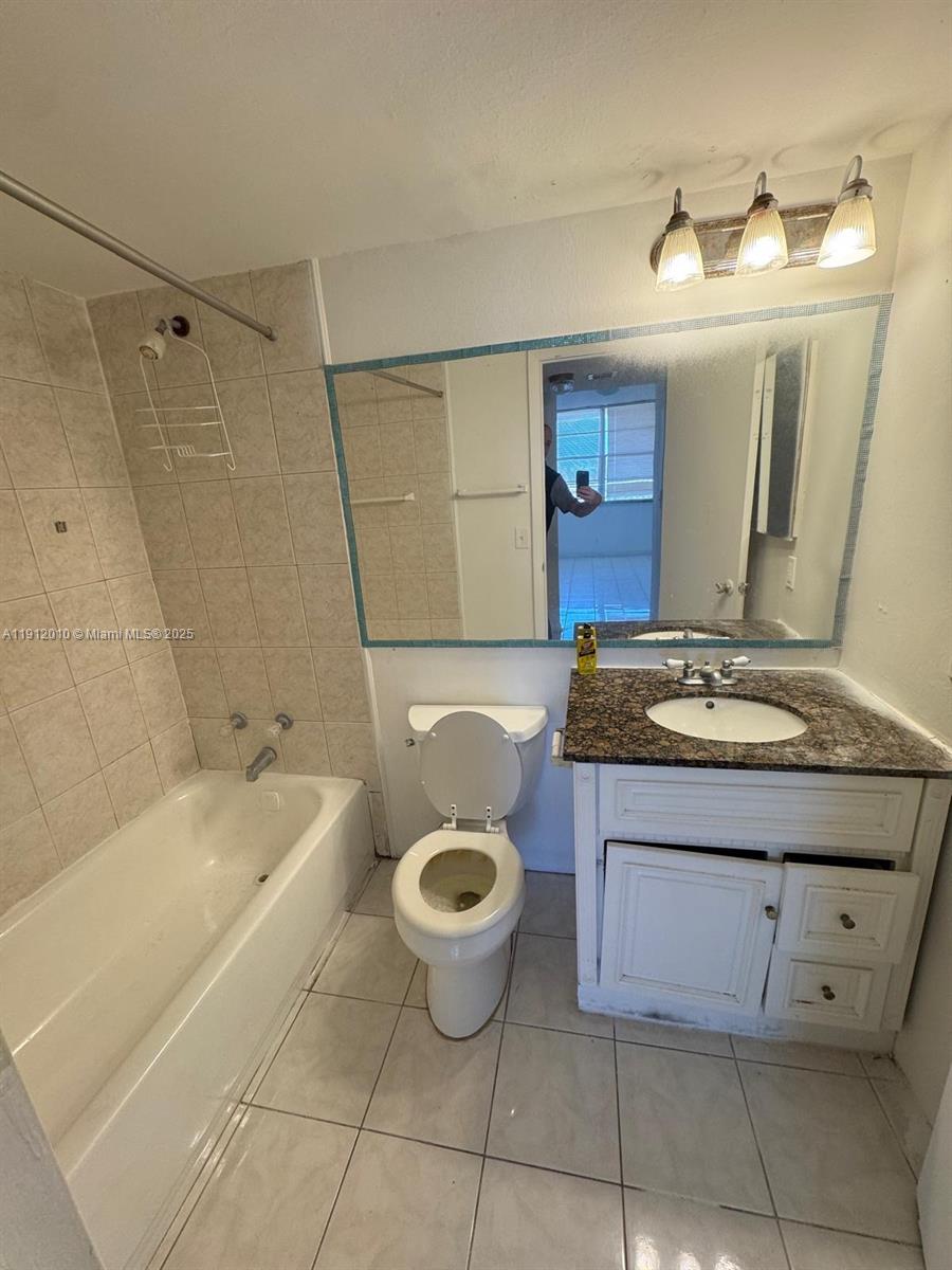 CRESTVIEW TOWERS CONDO - Residential Lease