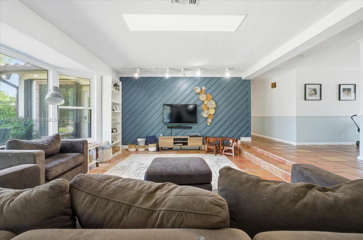 JACARANDA COUNTRY CLUB WE - Residential