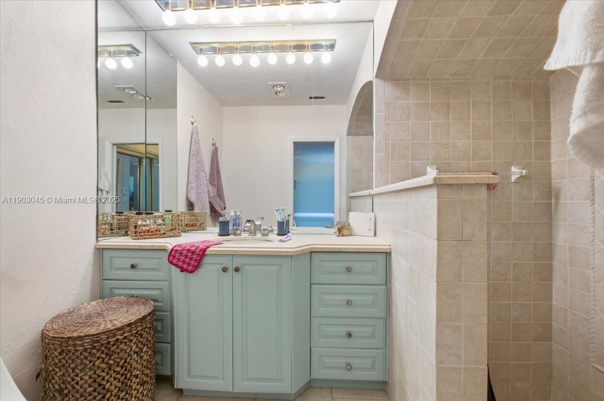 JACARANDA COUNTRY CLUB WE - Residential