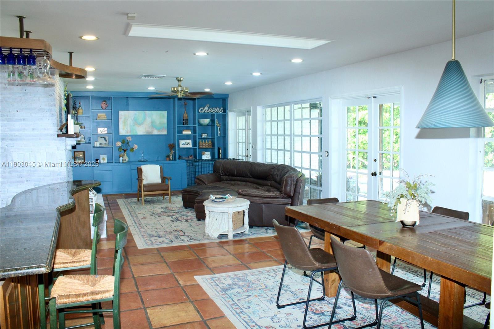 9431 Sea Turtle Ln