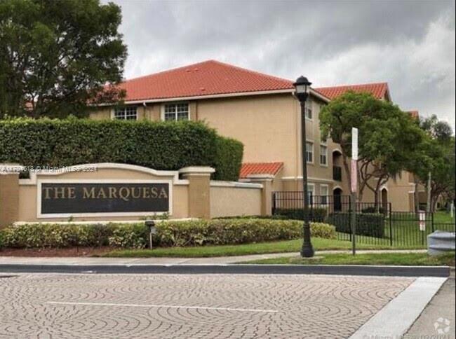 Awesome & spacious 1 bed-1 Bath. Kitchen with granite counter tops, 2 assigned parking space and visitors. Gated community with amenities such as gym, court, BBQ area, and playground. FUL SIZE LAUNDRY IN UNIT, walk-in closets, spacious balcony. Available from February 1st,The association requests credit above 700
