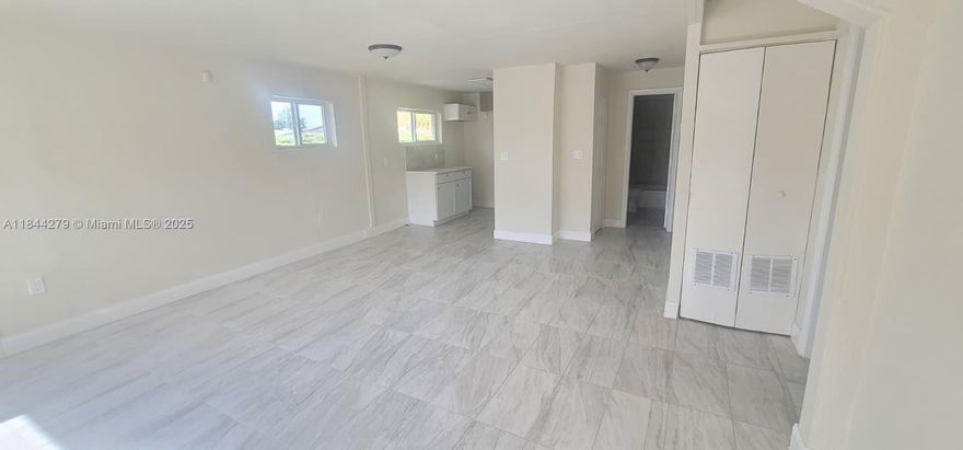 Remodeled home in the center of Miami Gardens. NEW roof, NEW bathrooms, NEW kitchen, NEW NEW NEW.