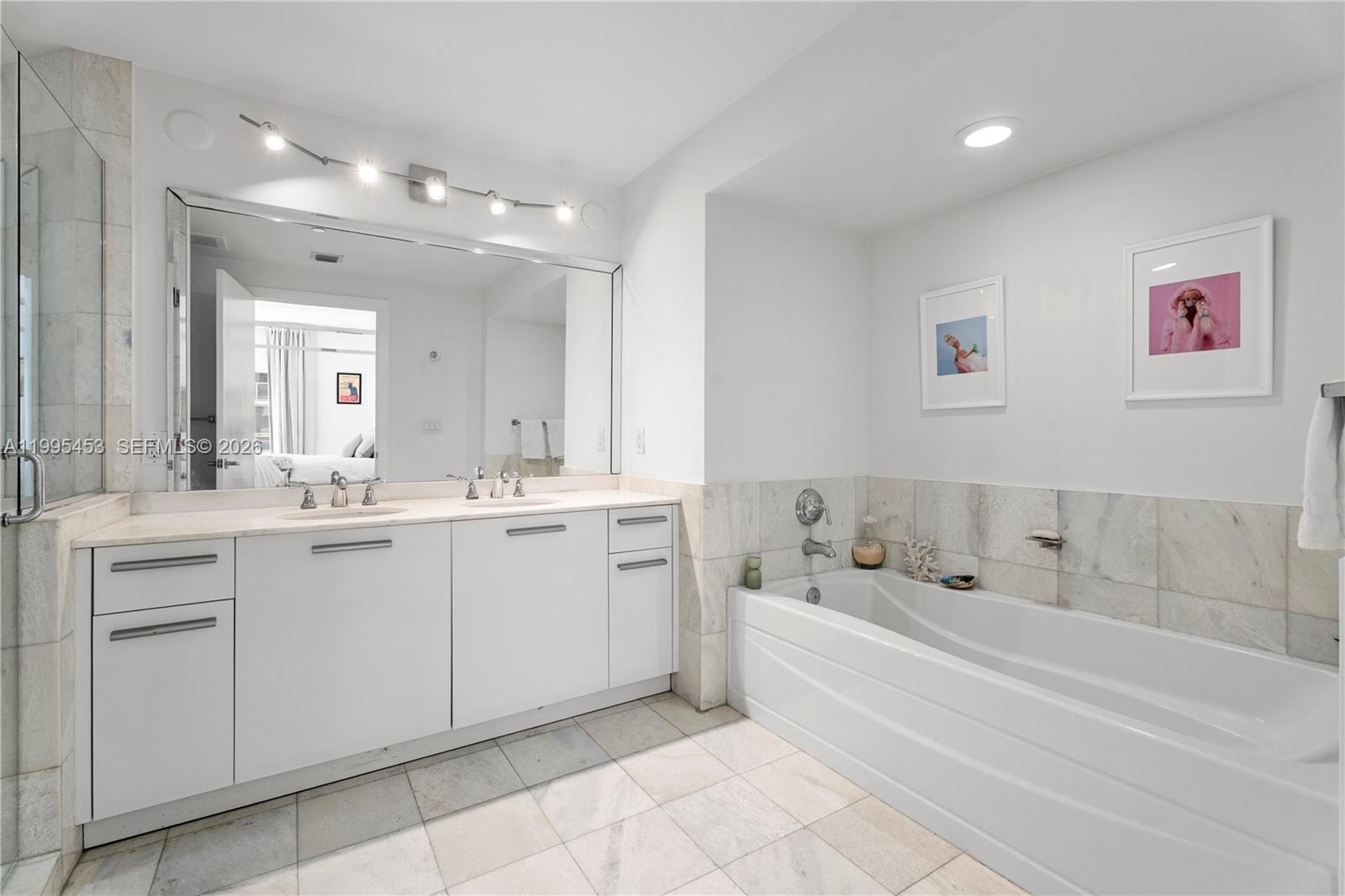 1060 BRICKELL CONDO - Residential