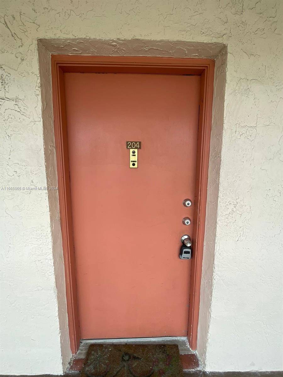 Completely renovated 2-bedroom, 2-bathroom apartment in the heart of North Miami. Amazing location near major highways and schools! Available immediately and easy to show via Showing Assist.

To submit an offer, please provide: Proof of income, background check, credit report, and rental application.