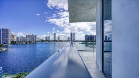 A home in Aventura