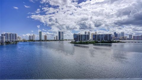 A home in Aventura